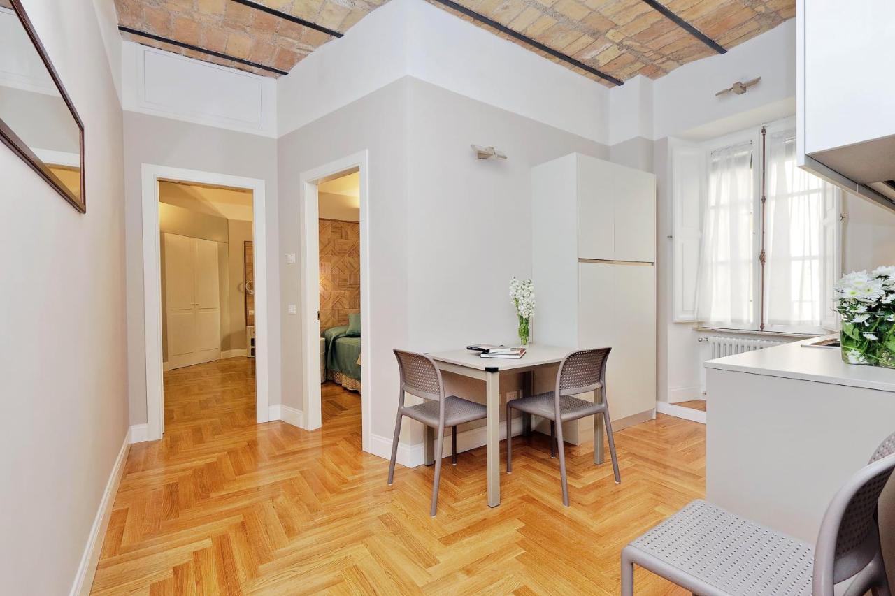 Bellezza Al Colosseo - B&B & Apts Рим Екстериор снимка