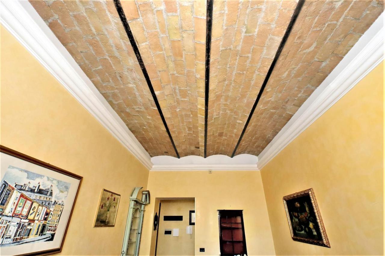 Bellezza Al Colosseo - B&B & Apts Рим Екстериор снимка