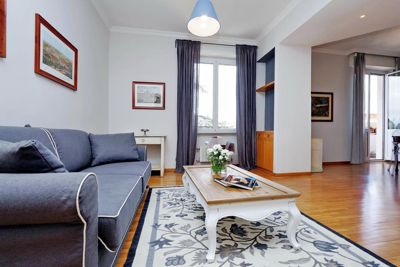 Bellezza Al Colosseo - B&B & Apts Рим Екстериор снимка